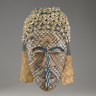 Ngady amwaash Mask