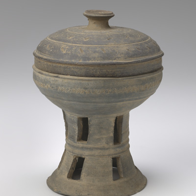 Pedestal Bowl with Lid